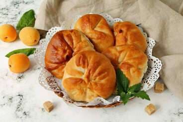 Пирожки без сдобы (вегетарианские) с капустой